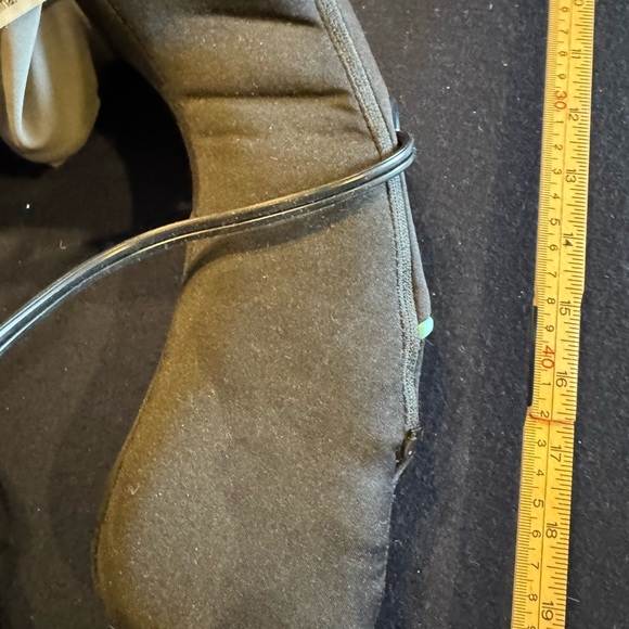 Homedics Heated Neck Massager in Black and Teal - Picture 4 of 6